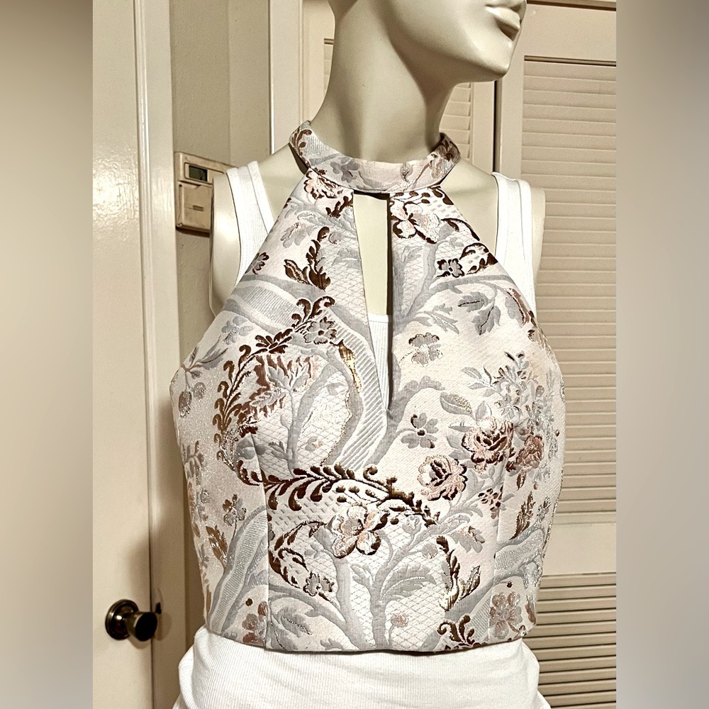 Express top like new.